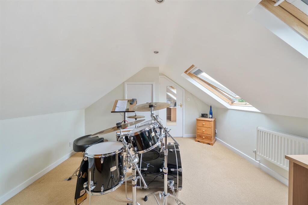 Bedroom / Loft Room