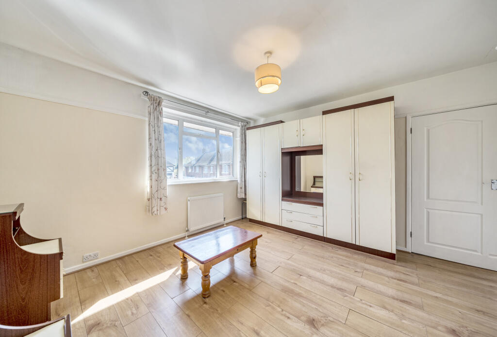 1358971-7-68da6de...