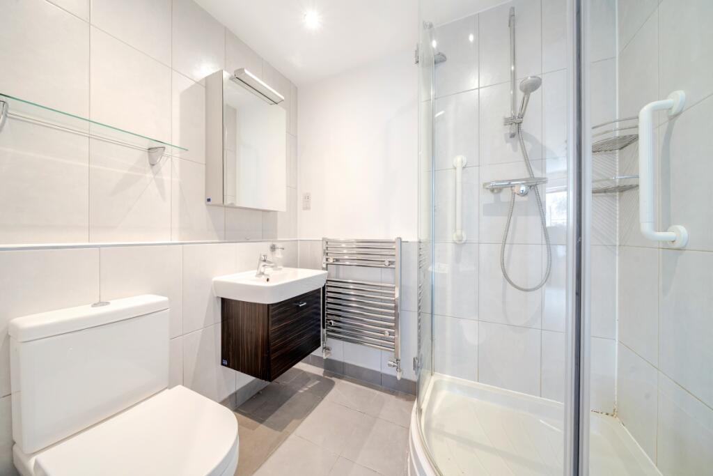 1348137-1-68b819d...