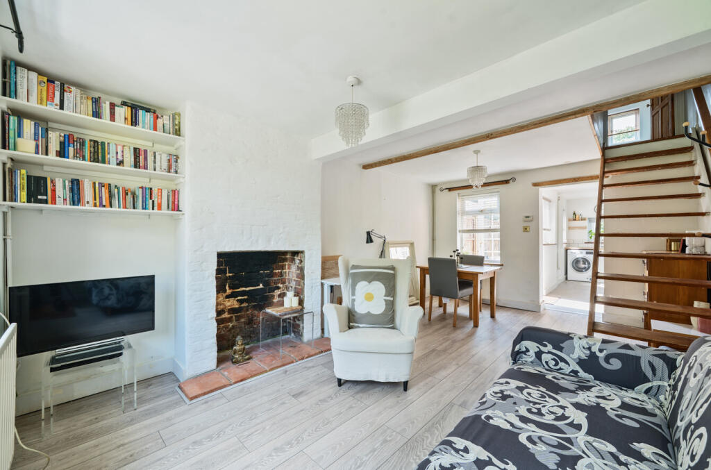 1305724-14-684992...