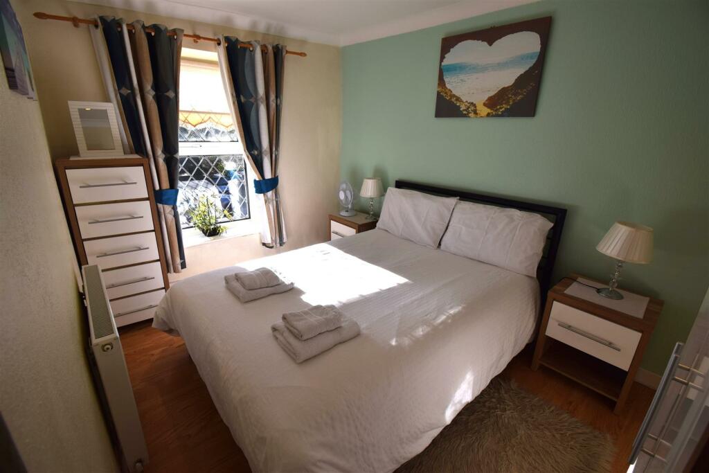 Bedroom .JPG