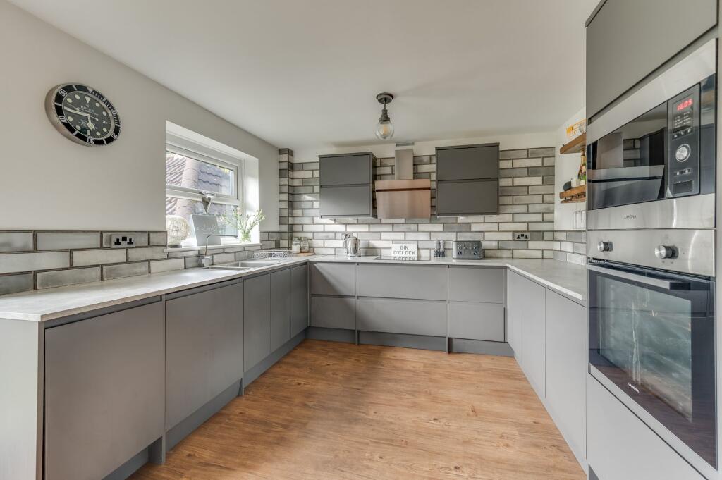 SITTING ROOM FITTED DINING KITCHEN AND WC