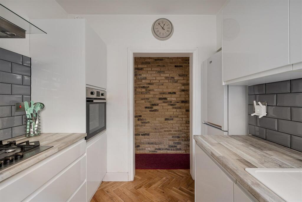 Wetherden Street, E17