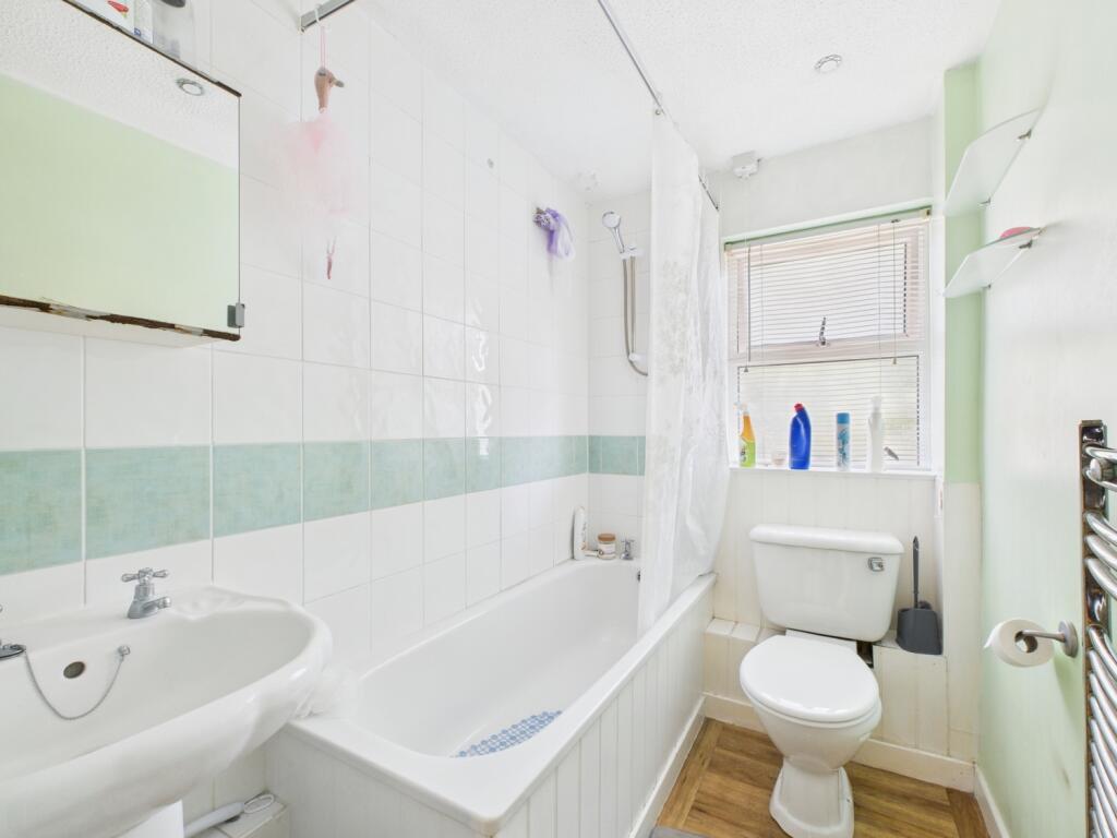 CAM03062G0-PR0192-STILL006