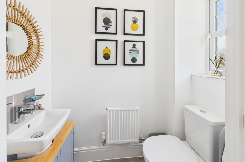 CAM02519G0-PR0342-STILL016