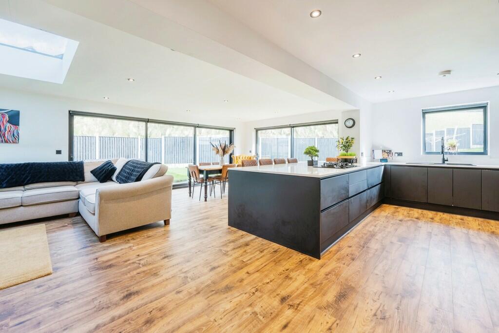 Open Plan Family ...