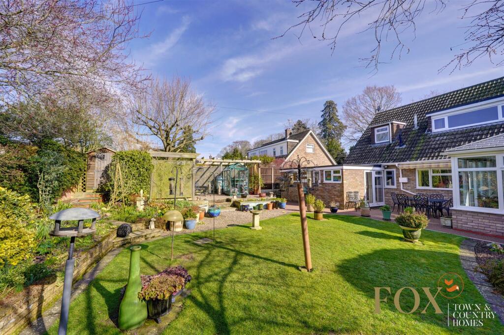 23 Old Road North (28).jpg