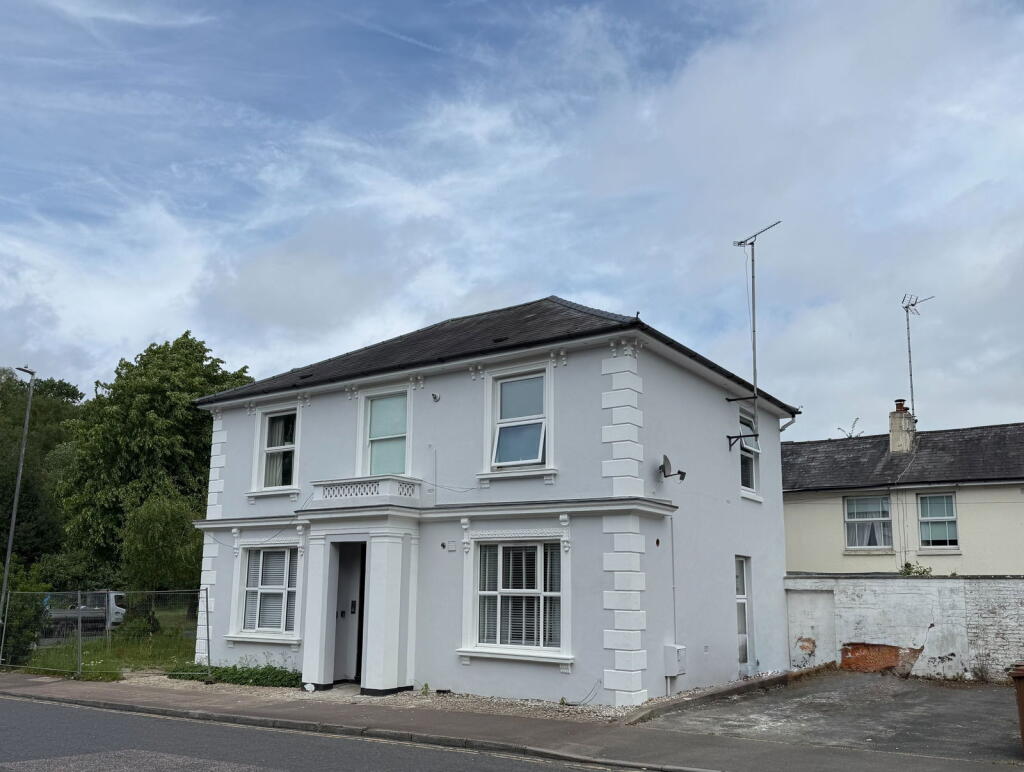 Eridge Road, Tunbridge Wells, TN4 8HJ