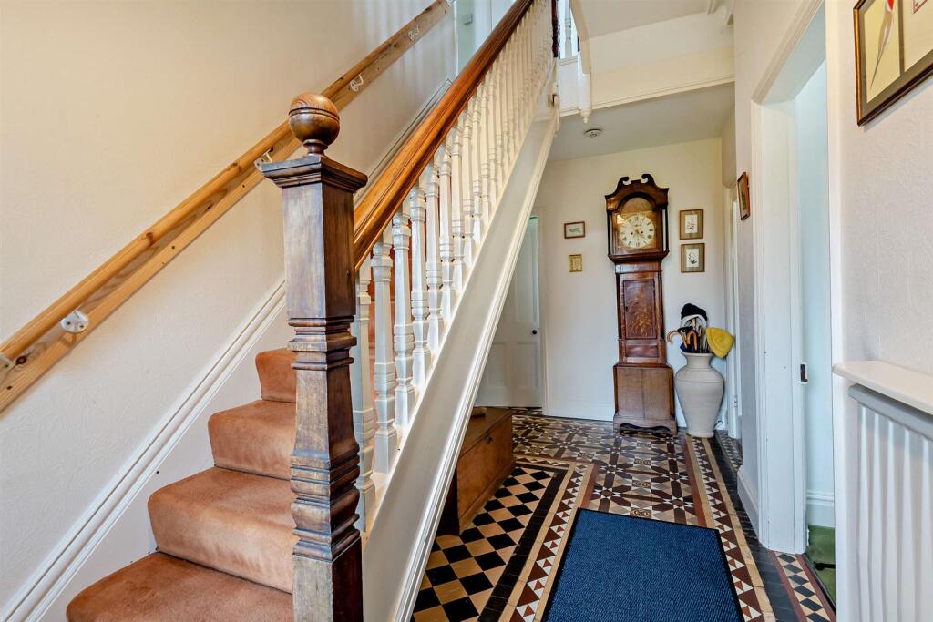 8618337-interior15-800.jpg