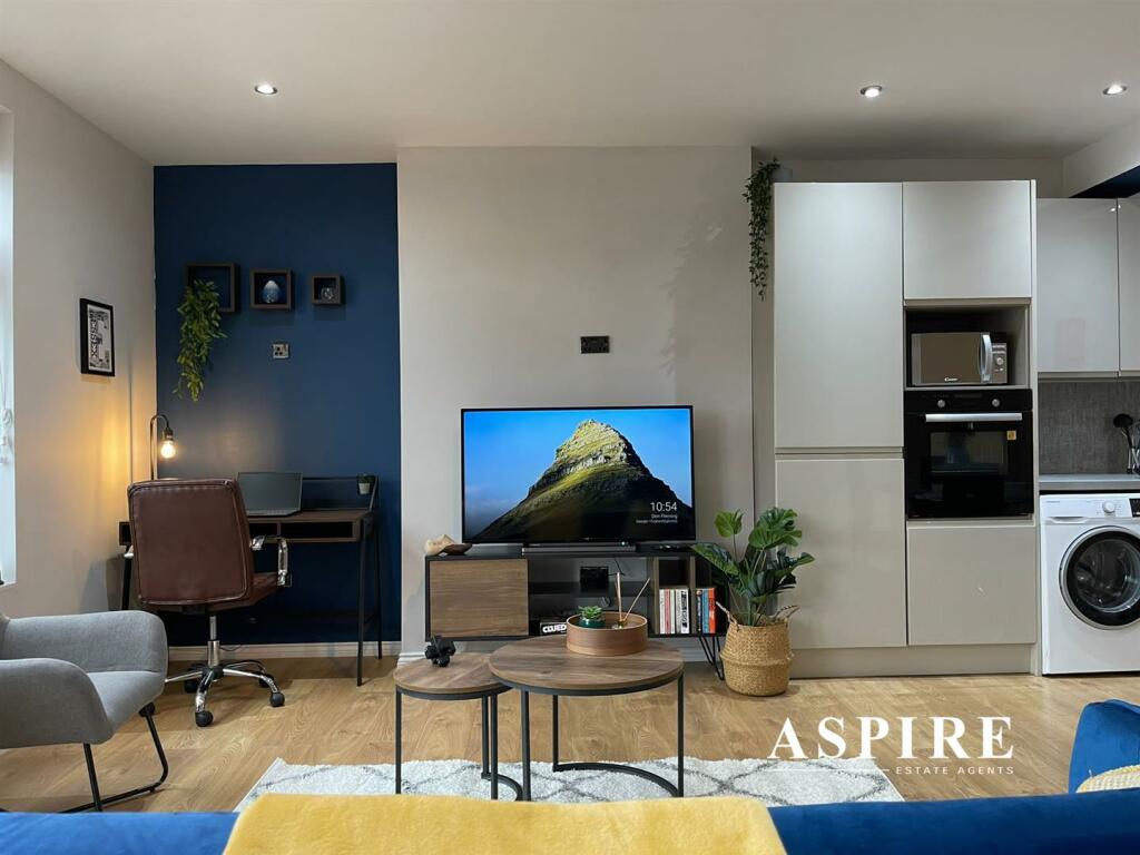 Aspire Benfleet1002.jpg
