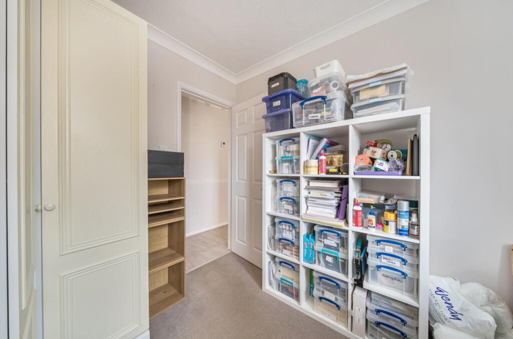 1372042-13-68f7a46c778ab