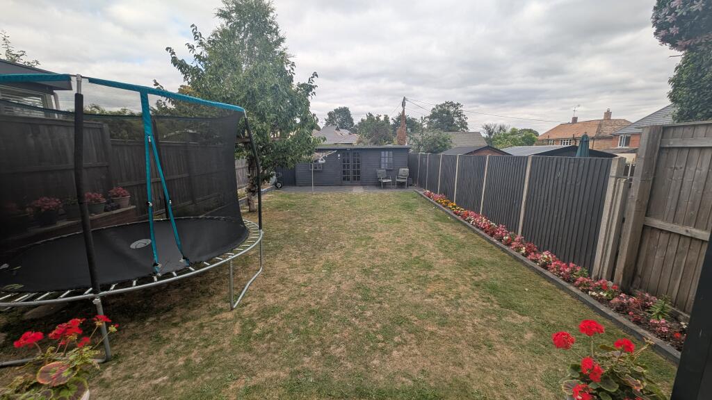 PXL_20250818_1506186