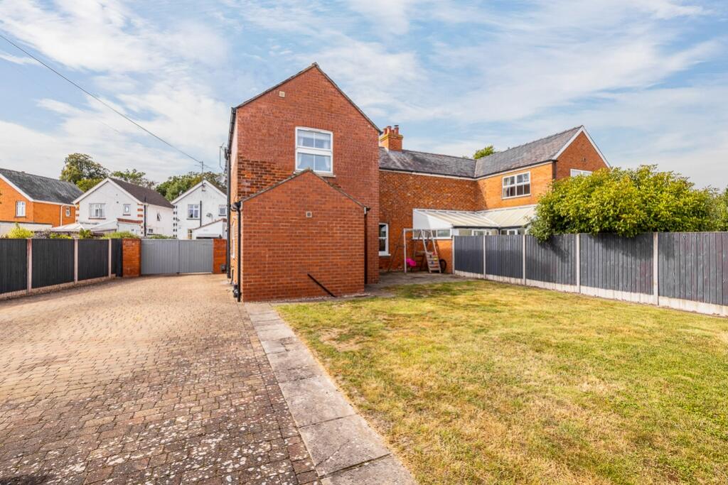 180 London Road (Wyberton)-12