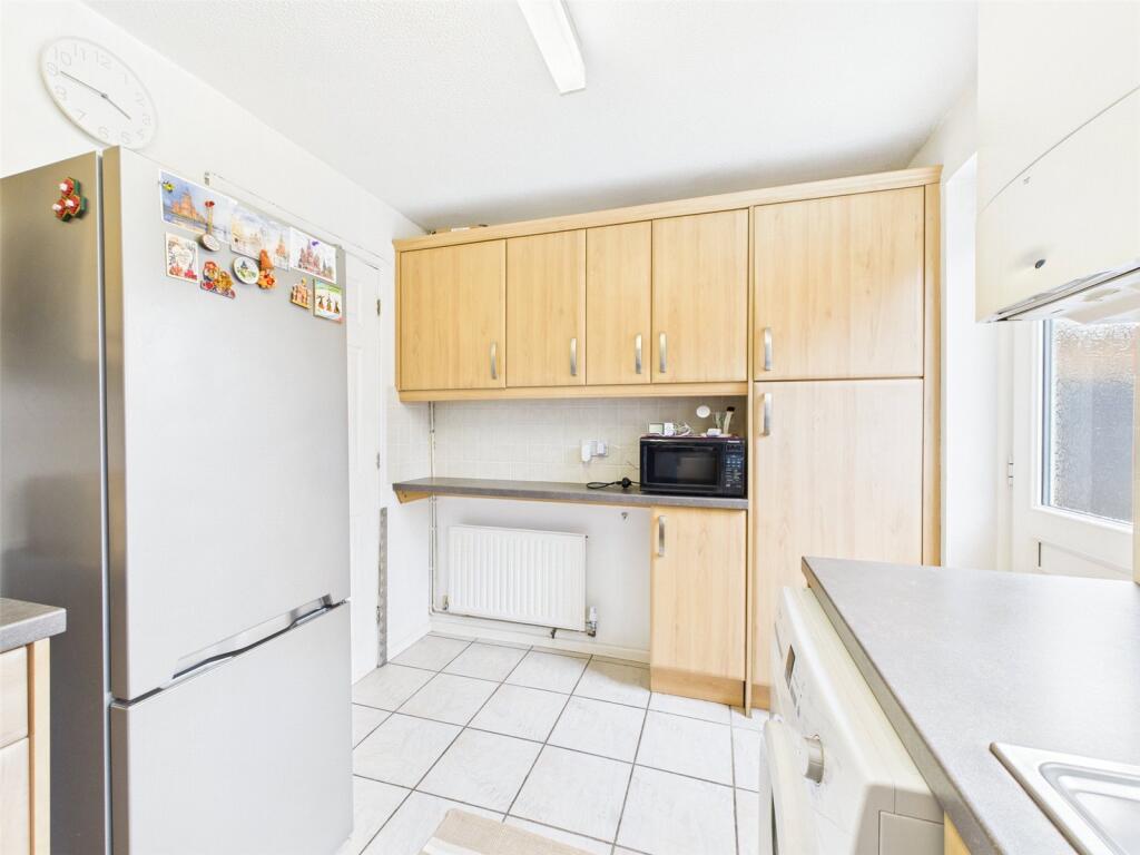 Sandpiper Close, Worcester, Worcestershire, WR5