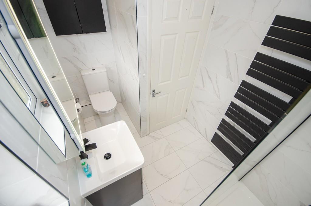 Shower room.jpg