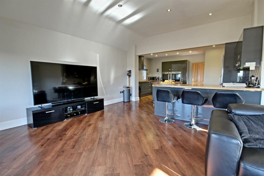 Lounge Area