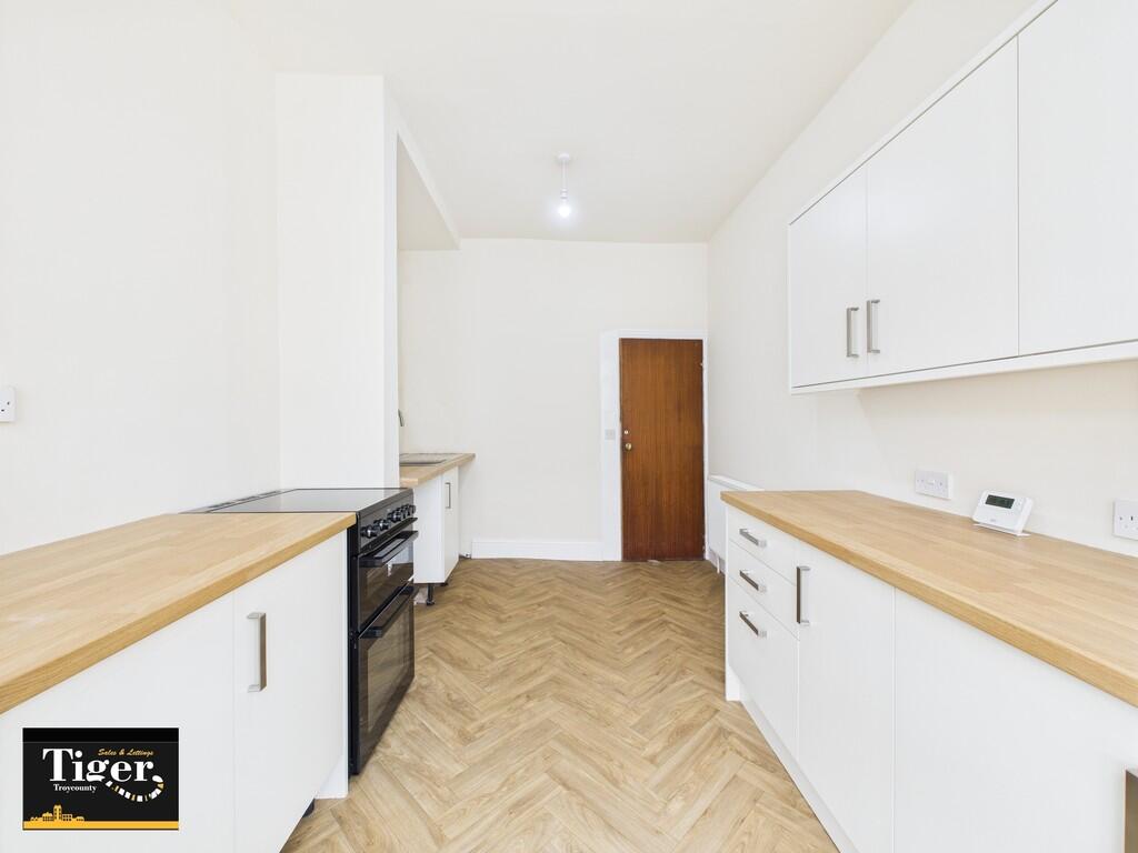 CAM03440G0-PR0332...