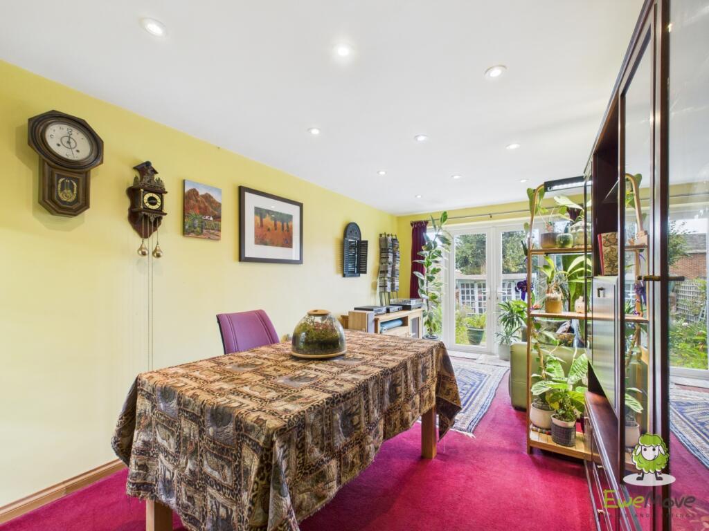 EweMove Estate Agents Basingstoke - Lavender Road 