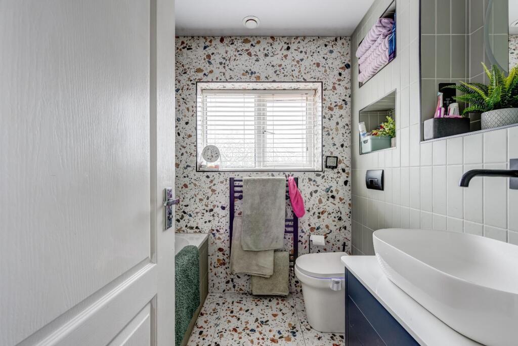4SaxtonClose(Interior)-20.jpg