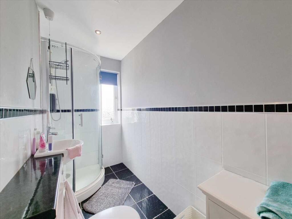 Ensuite Shower Room