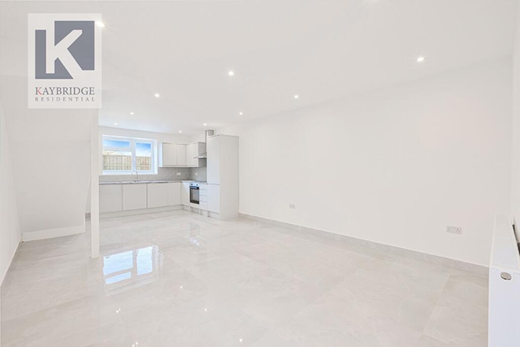 Cudas Close, Epsom - KT19 0QF