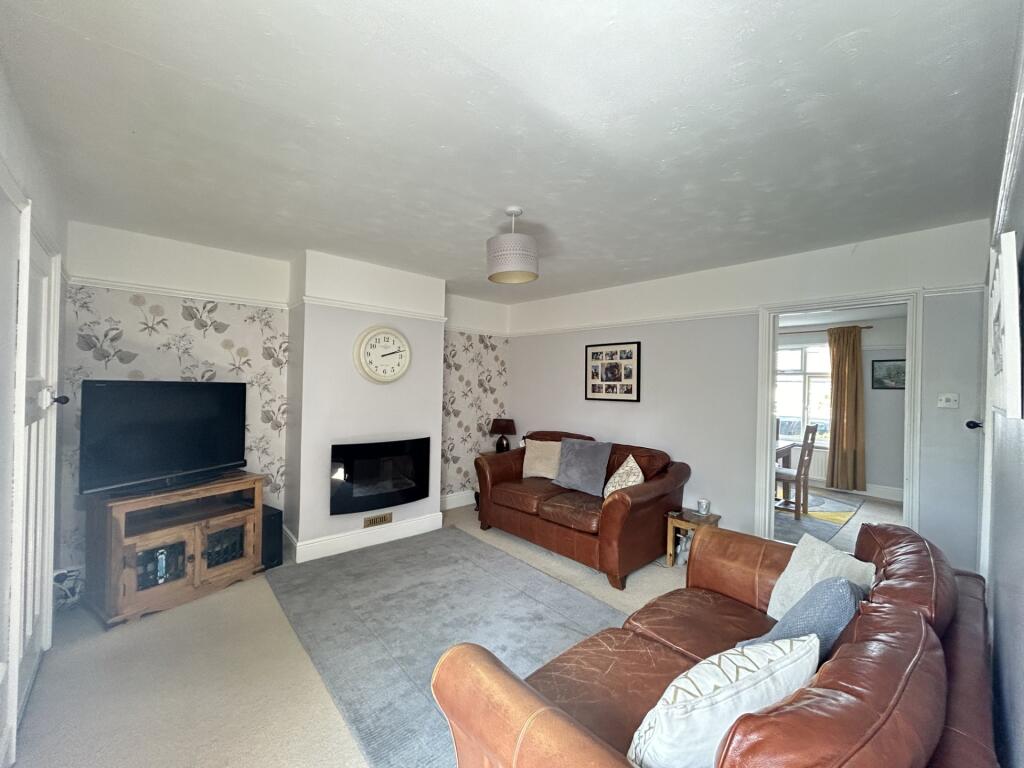 Lounge 2