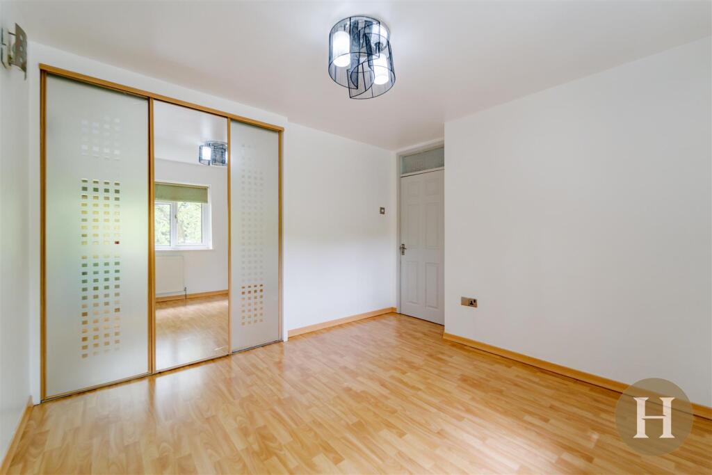 Hadleigh Estate Agents-12.jpg