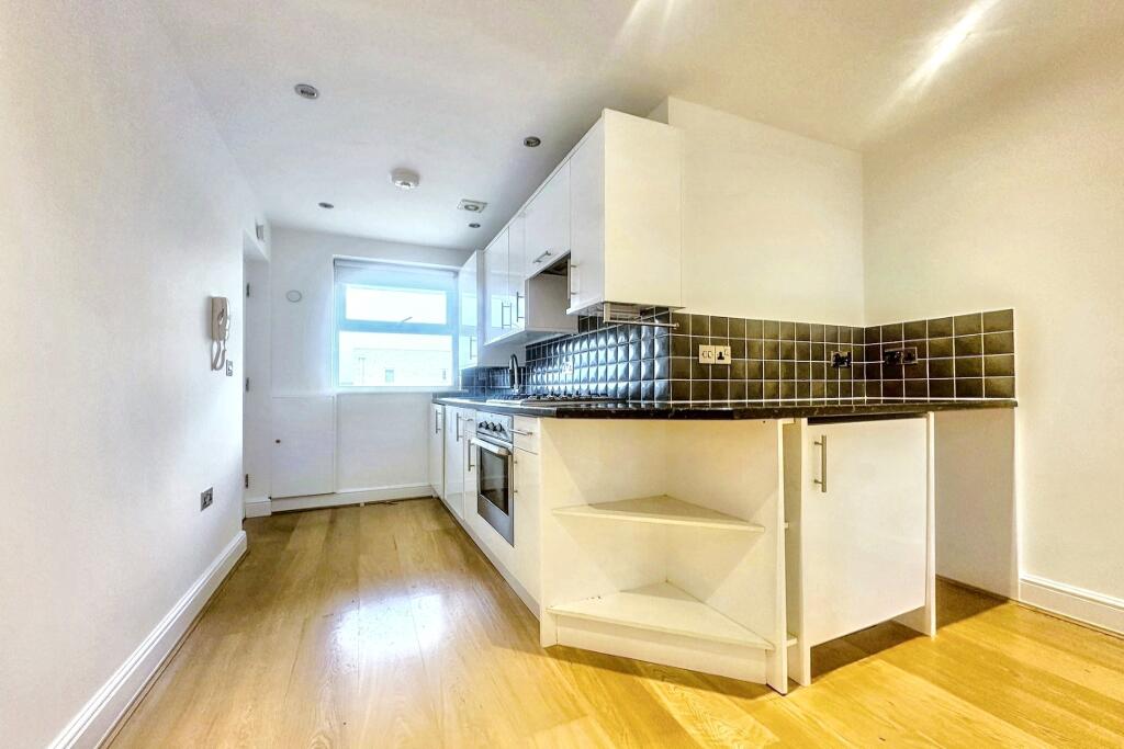2 - KITCHEN (Portal Size).jpg