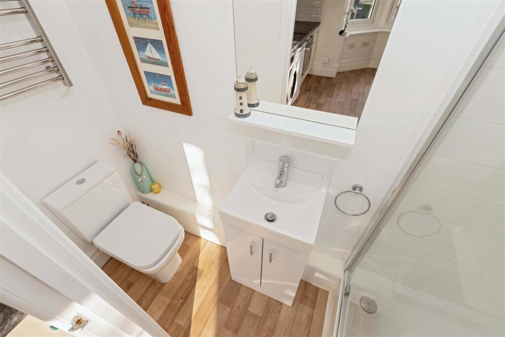 For Sale by Aspire Residential - Alexandra Road