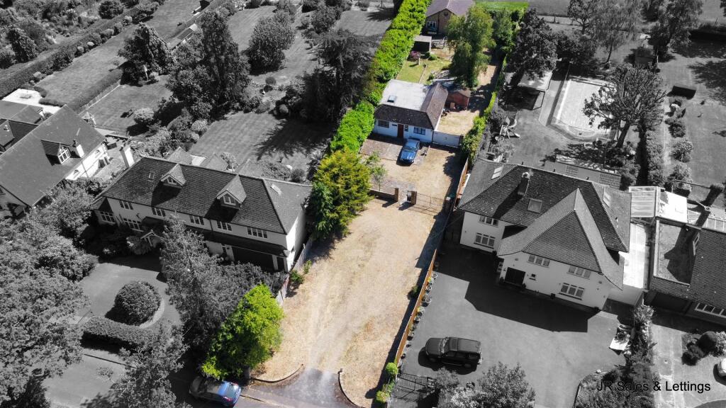 BWDrone2.jpeg