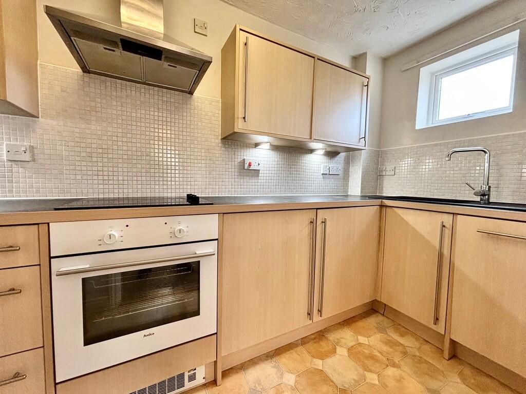 Kitchen 1