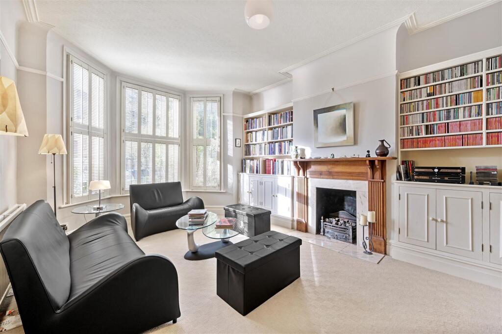 8b Spencer Hill,1.jpg