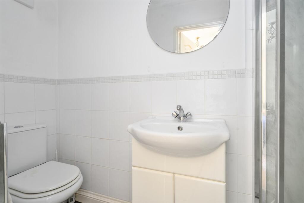 5 Albany Gardens_7.jpg