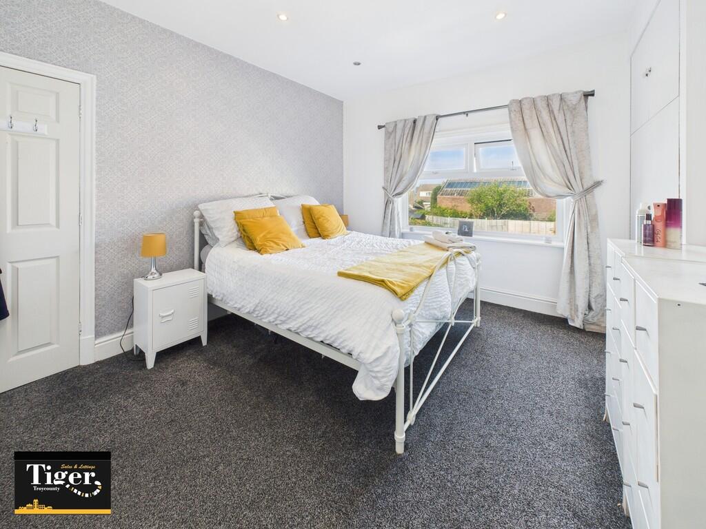 CAM02176G0-PR0691...