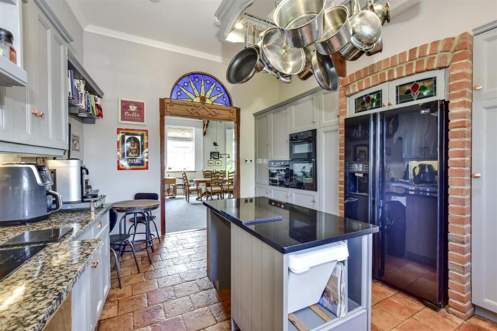 DSC_0268-DSC_0269 (2).jpg