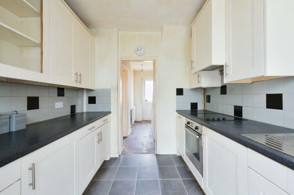 BIDHAMS CRESCENT,  (6).jpg