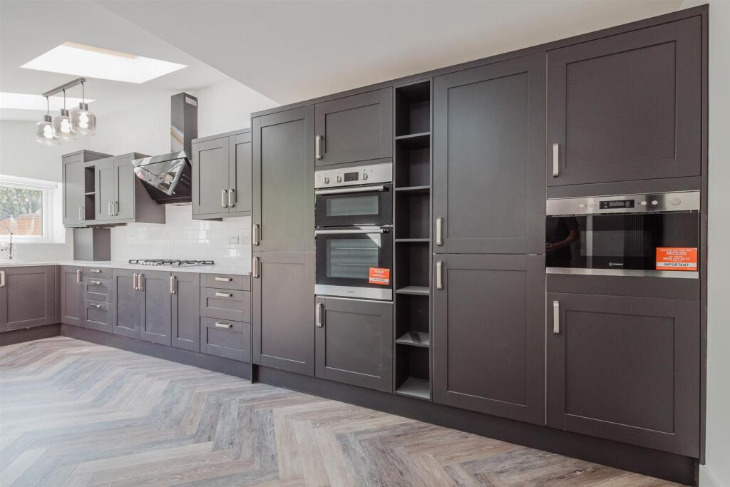 Breakfast Kitchen