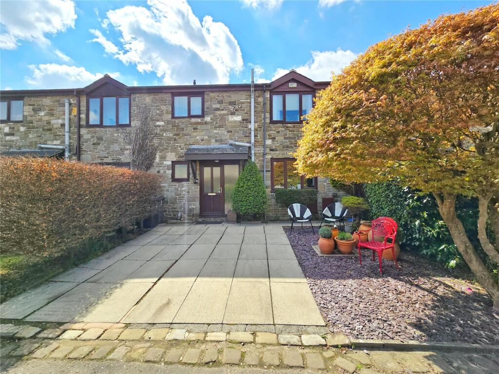 Front Drive &amp; Garden