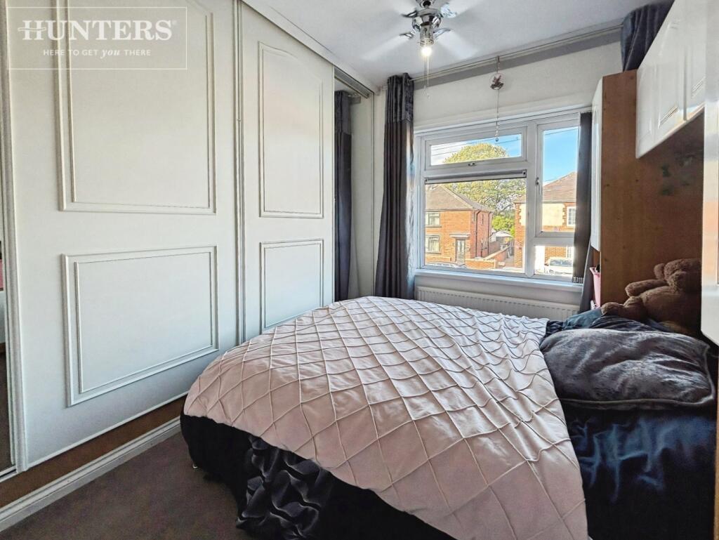 pbox-bedroom-338400.jpeg