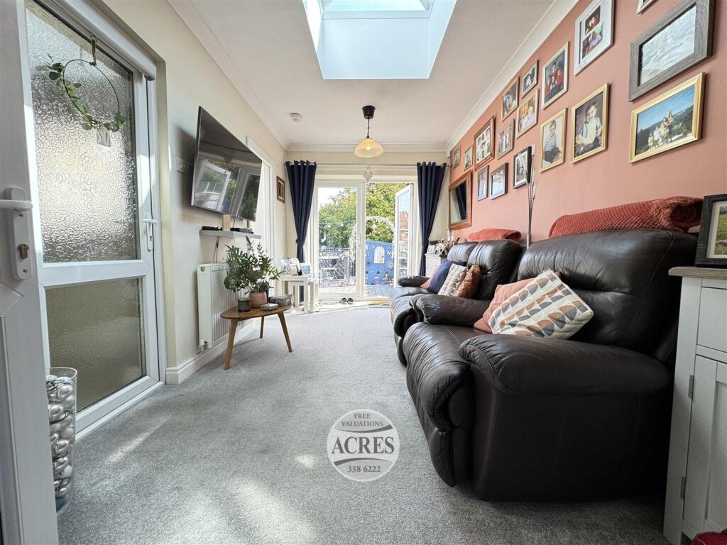 IMG_5806 (Large).jpg