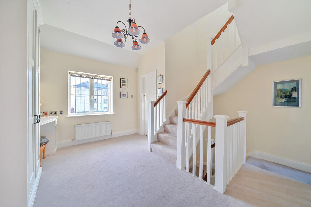 1394641-15-694bce...