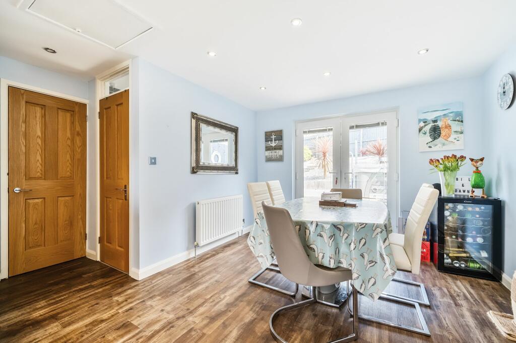 Breakfast Room