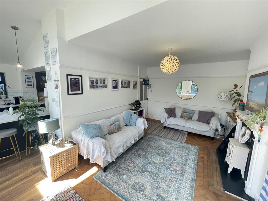 Photo 10-05-2025, 12 14 11.jpg