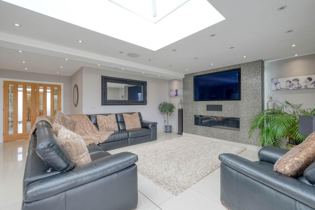 Open Plan Kitchen/Dining/Family area