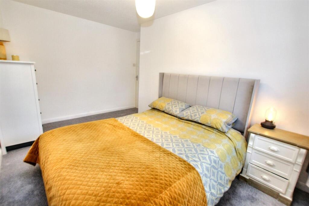 12 - Bedroom One.jpg