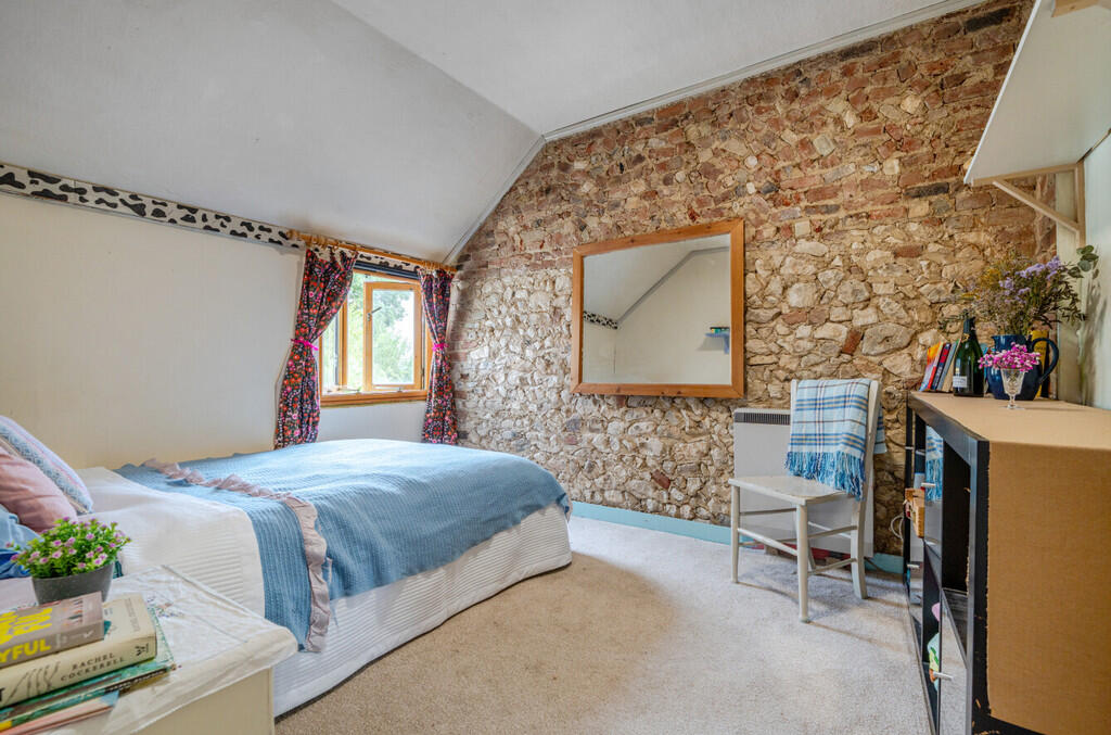 1330272-13-688a26...