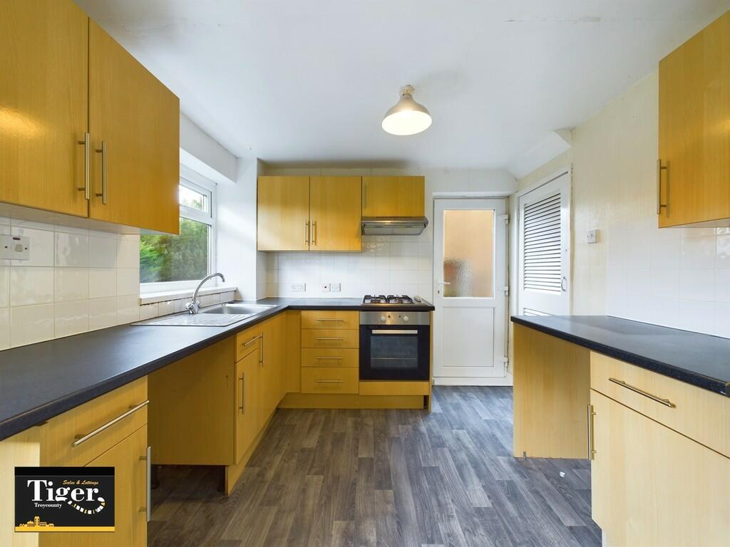 CAM03440G0-PR0142...