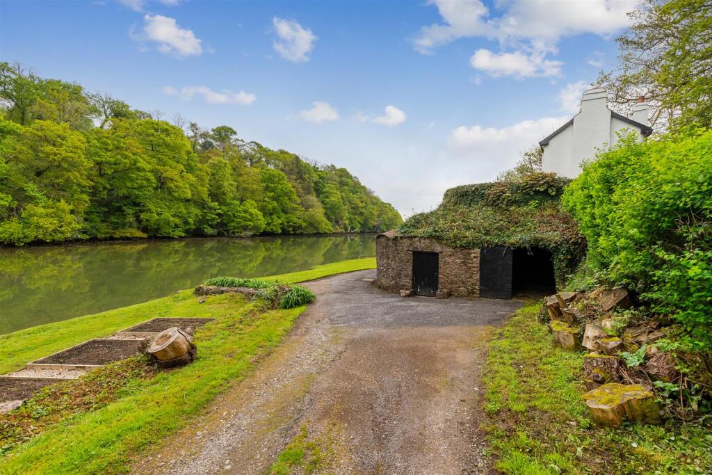 A06 - Turvey Tuckenhay Totnes - 250502.jpg