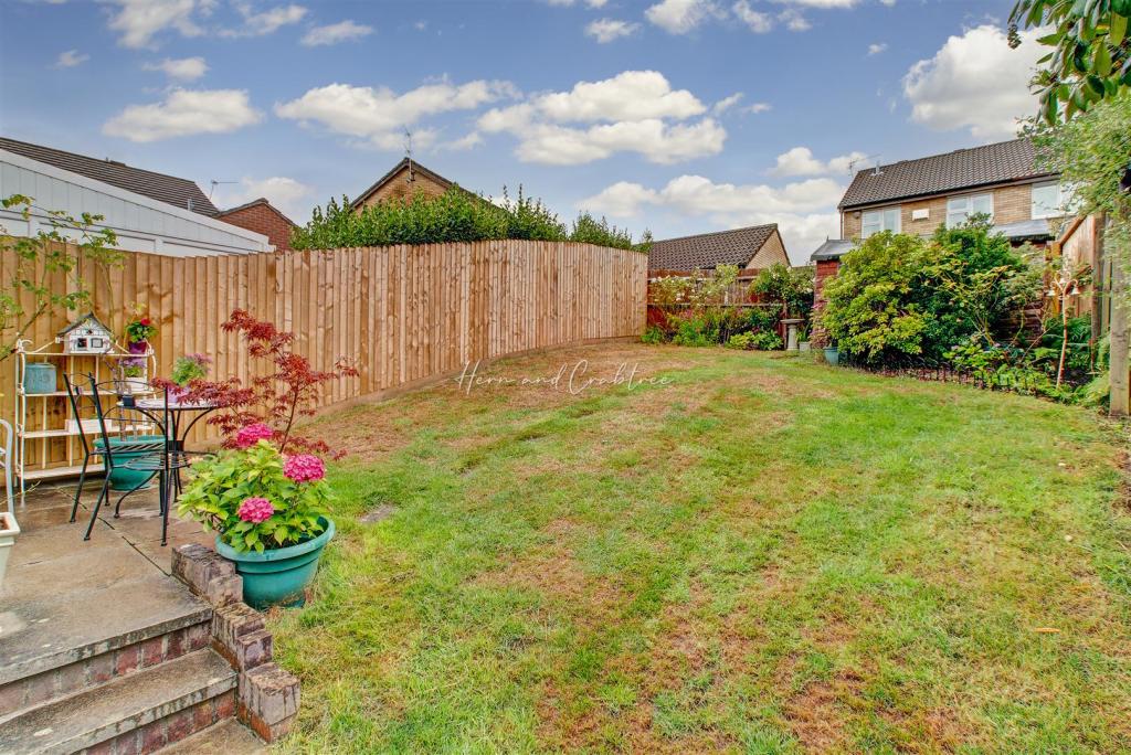 Astoria Close, Thornhill, HernCrabtree (18).jpg