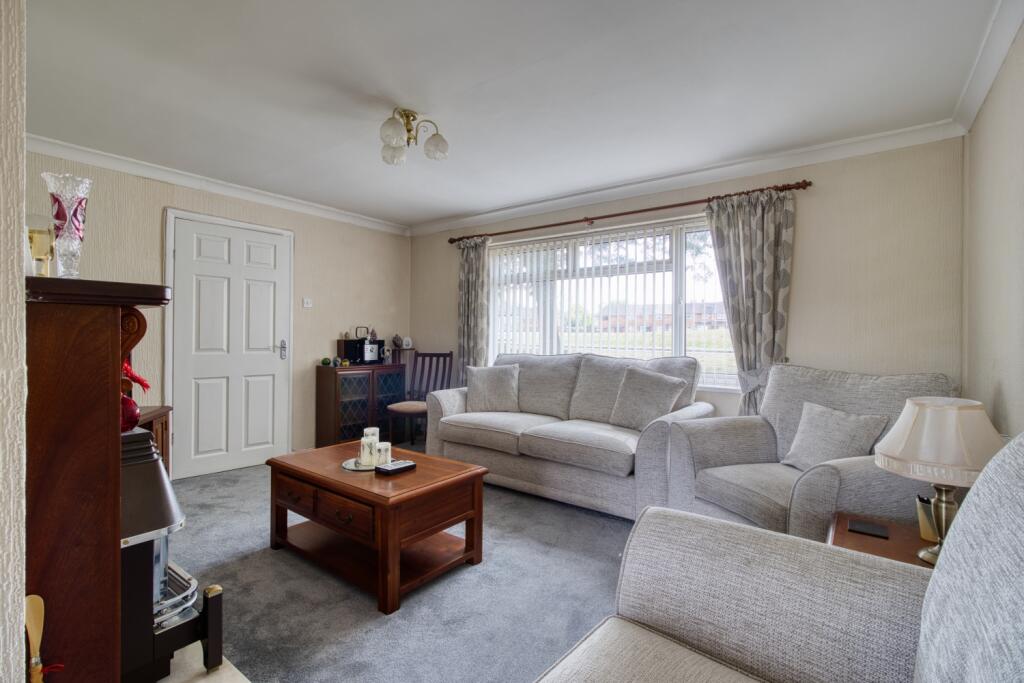Lounge - EweMove Swindon South